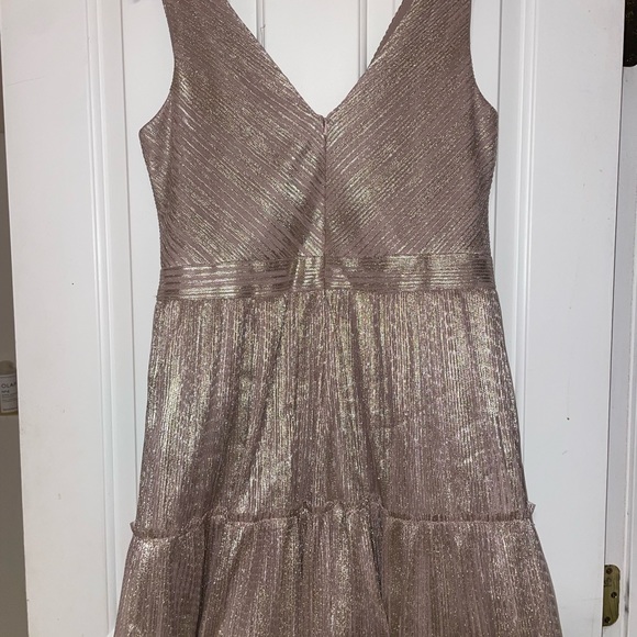 Beautiful midi dress - Picture 2 of 2